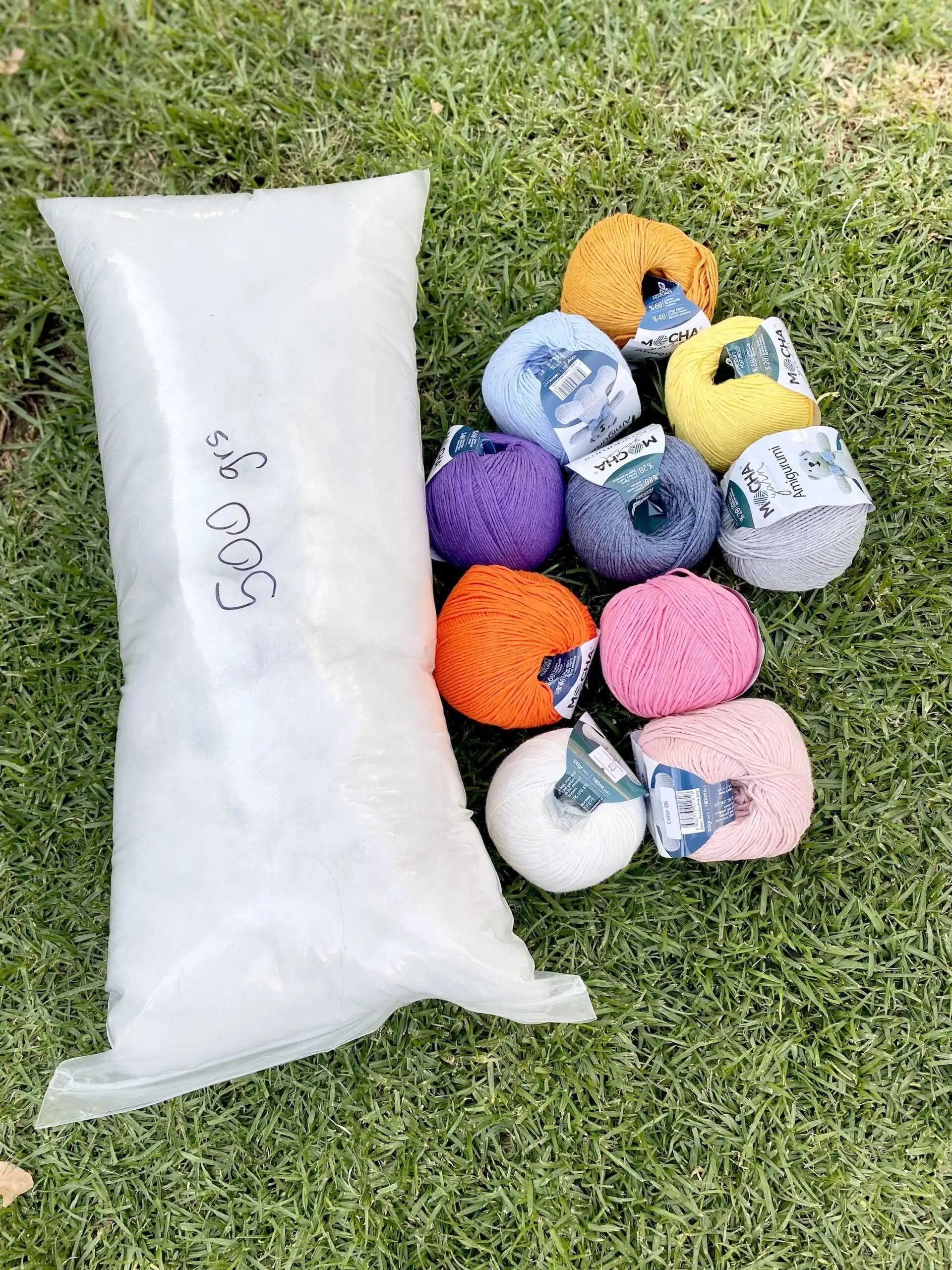 10 Amigurumis color a elección + 500 gramos de relleno