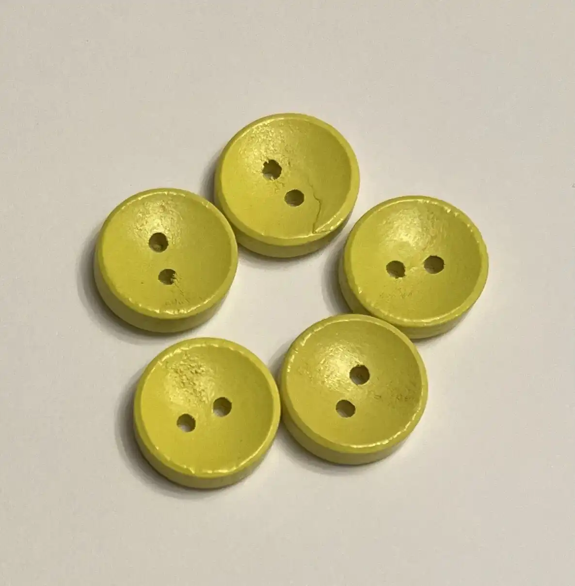 Botones 14 mm Amarillo Circular Madera 5 unid